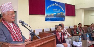 श्रेष्ठको पुस्तक ’हिमालयको उत्पत्ति’ बजारमा