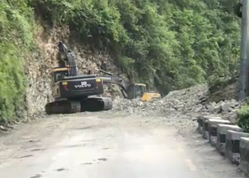 मुग्लिन आँबुखैरेनी सडक खण्ड पूर्ण रुपमा सुचारू