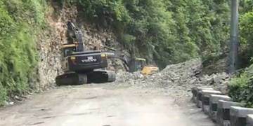 मुग्लिन आँबुखैरेनी सडक खण्ड पूर्ण रुपमा सुचारू