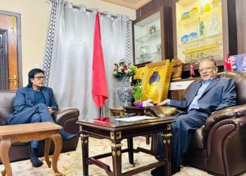 प्रचन्ड र राजेश हमाल विच भेट वर्ता