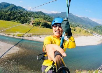 तनहुँकाे परेवाडाँडामा जिपलाइन र स्काइ रोप साइक्लिङ सञ्चालनमा