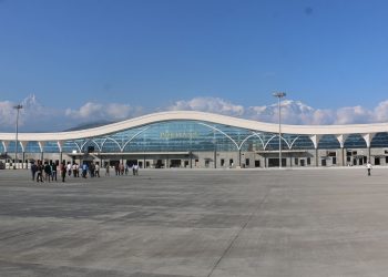 पोखरा अन्तर्राष्ट्रिय विमानस्थलको उद्घाटन प्रधानमन्त्री पुष्पकमल दाहाल प्रचण्डले गर्ने
