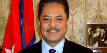 राष्ट्रपतिकाे प्रमुख स्वकीय सचिवमा चालिसे ,निजी सचिवमा   अधिकारीलाई नियुक्त