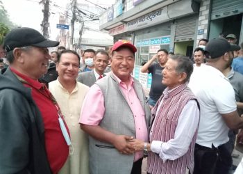 भट्टराईलाई जिताउन  गृह जिल्ला आए समाजवादीका नेता श्रेष्ठ