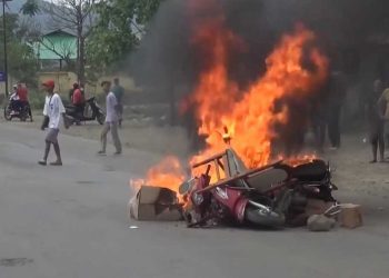 भारतमा जातीय दंगामा परी ५४ जनाको मृत्यु, १०० घाइते