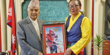 संखुवासभाकी महिला आरोही याङजी शेर्पालाई राष्ट्रपति पौडेलको बधाई