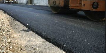 पृथ्वी राजमार्ग अन्तर्गत आबुखैरेनीको सत्रसयमा कालोपत्रे सुरु