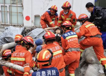 विद्यालयको छत भत्किँदा चीनमा ११ जनाको मृत्यु