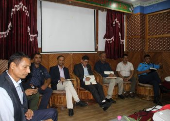 पोखराका ट्याक्सी चालक मिटरमा चल्न तयार