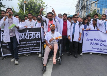 आन्दोलनरत चिकित्सक र सरकारबीच वार्ता हुँदै