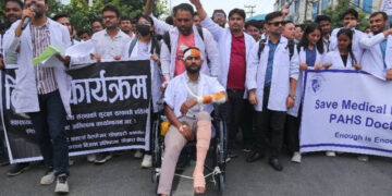 आन्दोलनरत चिकित्सक र सरकारबीच वार्ता हुँदै