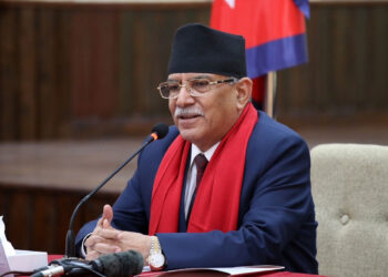 ने.क.पा माओवादी केन्द्रका अध्यक्ष पुष्पकमल दाहाल 'प्रचण्ड'