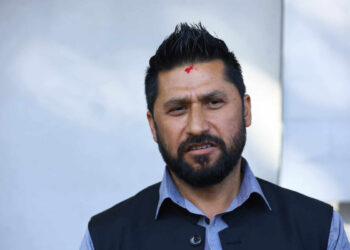 पोखरामा रवि लामिछानेमाथि खोइला प्रहार, एकजना पक्राउ