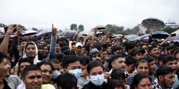 गौरा पर्व मनाउने क्रममा नेताविरुद्ध नाराबाजी