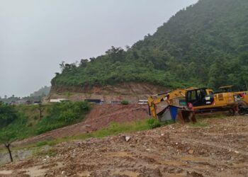 पृथ्वीराजमार्ग पहिरोको कारण अवरूद्ध