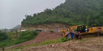 पृथ्वीराजमार्ग पहिरोको कारण अवरूद्ध