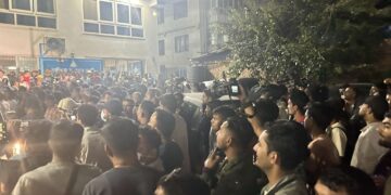 रवि लामिछाने पक्राउ पर्ने हल्लापछि पार्टी कार्यालयमा भीड