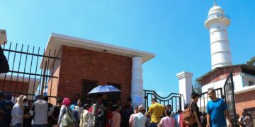 संविधान दिवसको अवसरमा धरहरा  खुल्यो, निःशुल्क चढ्न पाइने