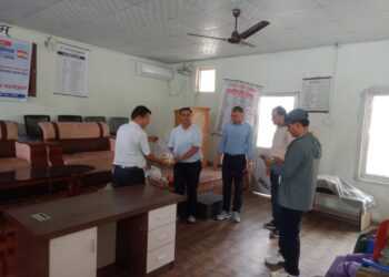 निजामती कर्मचारी युनियनको स्थापना दिवसको अवसरमा खाद्यन्न वितरण