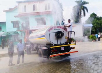 धनगढी उपमहानगरपालिका रोड वासर