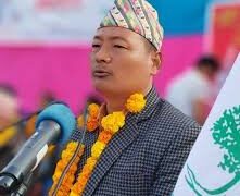 प्रहरीको परिवार नै उडाइदिने धम्की दिने खगेनसिंह बने कोशीको मन्त्री