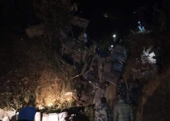 डडेल्धुरामा बस दुर्घटना हुँदा चार जनाको मृत्यु