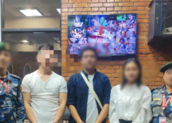 पाँच किलो सातसय ग्राम सुनसहित तीन विदेशी नागरिक पक्राउ