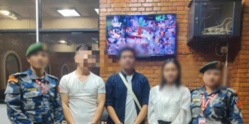 पाँच किलो सातसय ग्राम सुनसहित तीन विदेशी नागरिक पक्राउ