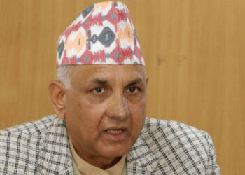 नेपालमा कर्मचारीको संख्या घटाउनुपर्छ : लोकसेवा अध्यक्ष माधव रेग्मी