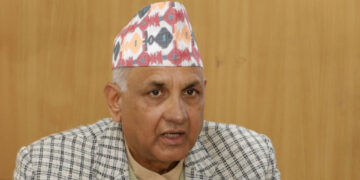 नेपालमा कर्मचारीको संख्या घटाउनुपर्छ : लोकसेवा अध्यक्ष माधव रेग्मी