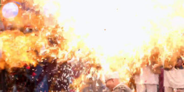 पोखरा भ्रमण वर्ष उद्घाटन गर्ने क्रममा अर्थमन्त्री पौडेल र मेयर आचार्य घाइते