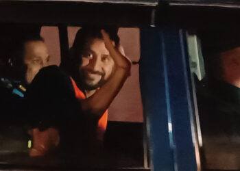 उच्चको आदेशपछि घरबाटै पक्राउ परे रवि लामिछाने