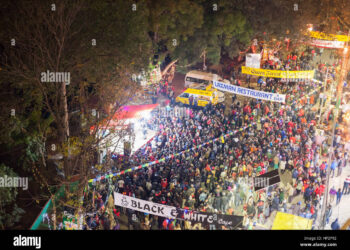 रेवान पाेखराकाे आयोजनामा २७औँ पोखरा सडक महोत्सव सुरु