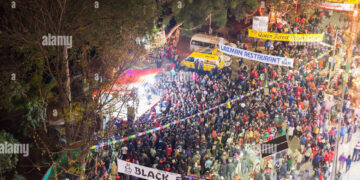 रेवान पाेखराकाे आयोजनामा २७औँ पोखरा सडक महोत्सव सुरु